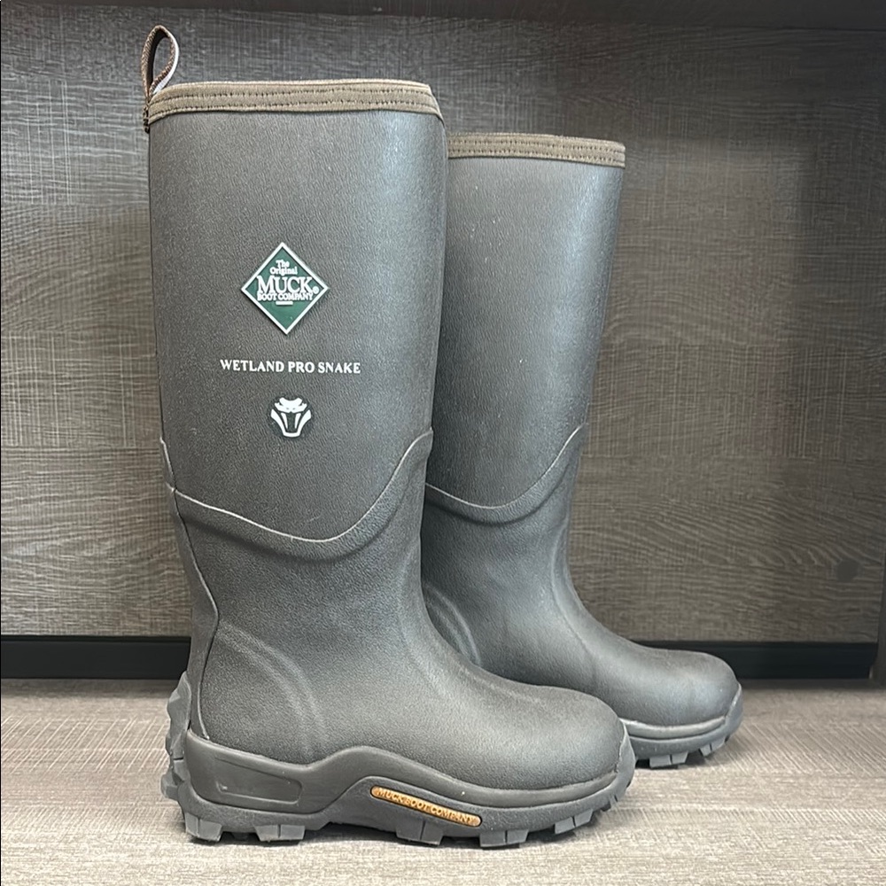 Men's Wetland Pro Snake Professional Grade Work Boot (Brown) - Size 5